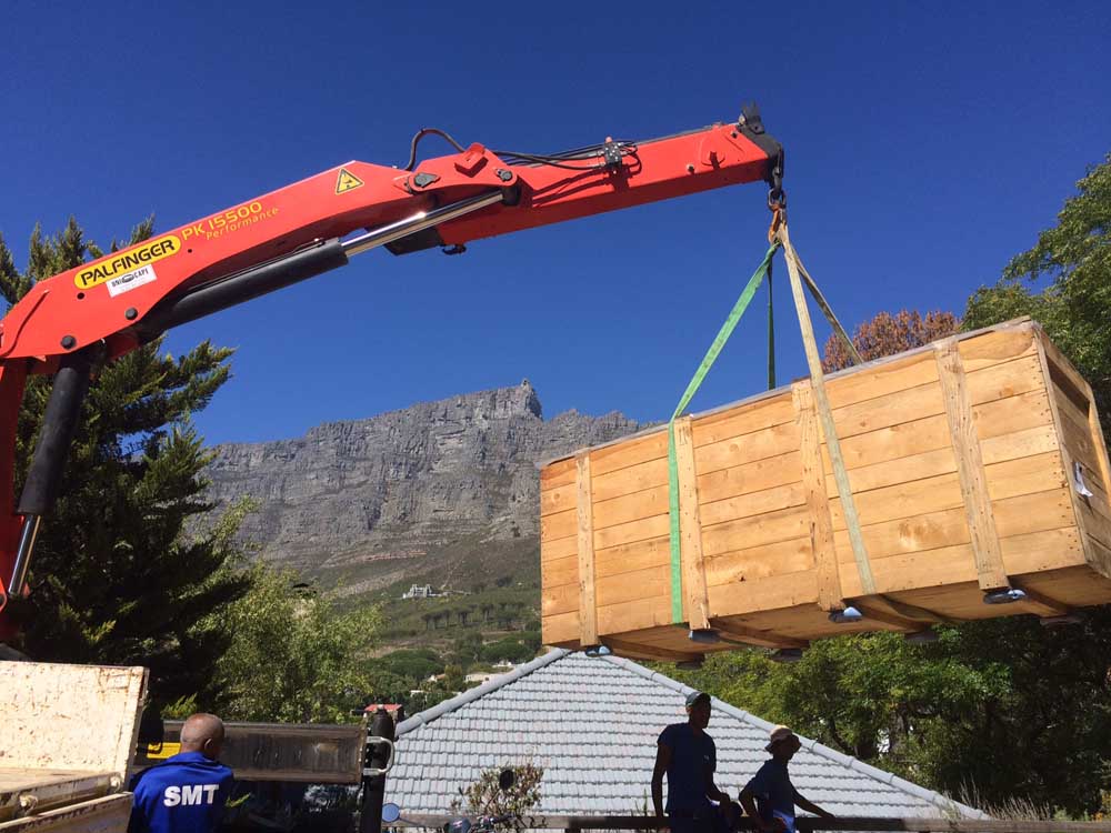 Unloading the K6 - Cape Town